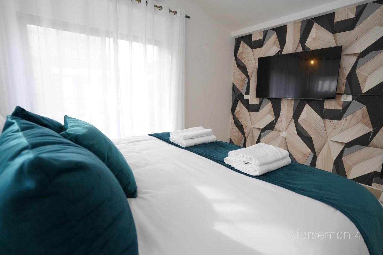 Yalarent Afarsemon Apartments With Pool - For Families & Couples Ejlat Exteriér fotografie