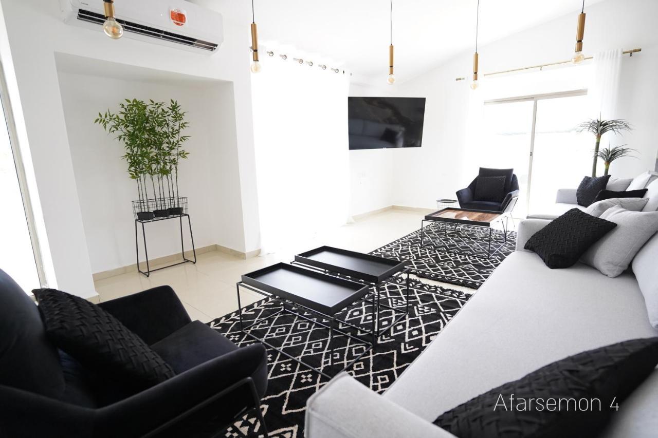 Yalarent Afarsemon Apartments With Pool - For Families & Couples Ejlat Exteriér fotografie
