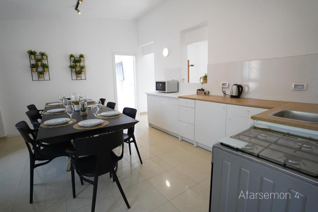 Yalarent Afarsemon Apartments With Pool - For Families & Couples Ejlat Exteriér fotografie