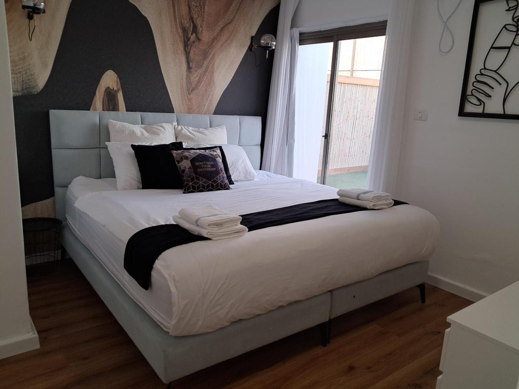 Yalarent Afarsemon Apartments With Pool - For Families & Couples Ejlat Exteriér fotografie