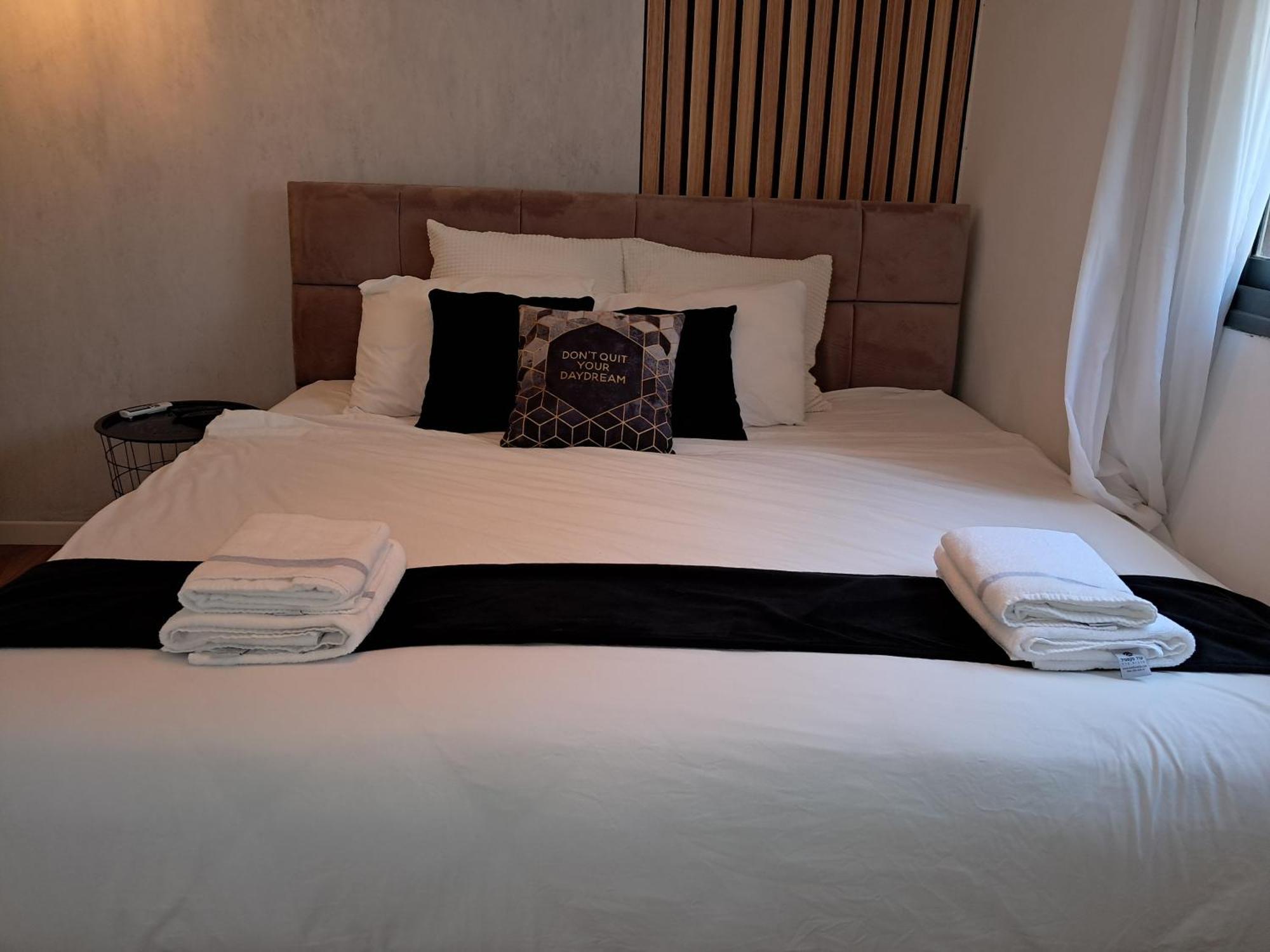 Yalarent Afarsemon Apartments With Pool - For Families & Couples Ejlat Exteriér fotografie